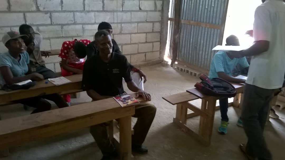 First Digital Literacy Class for Adults Held in Grande Saline
